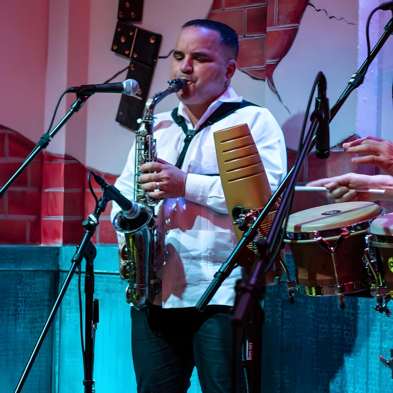 Experience Unforgettable Live Jazz